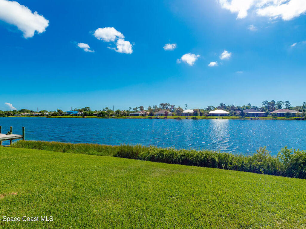 713 Yearling Trail, Sebastian, FL 32958