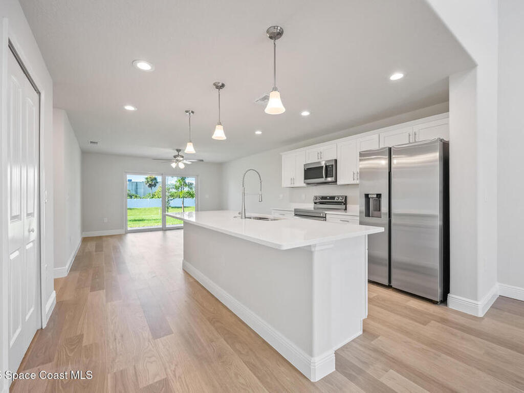 207 Hidden Woods Place, Melbourne, FL 32901