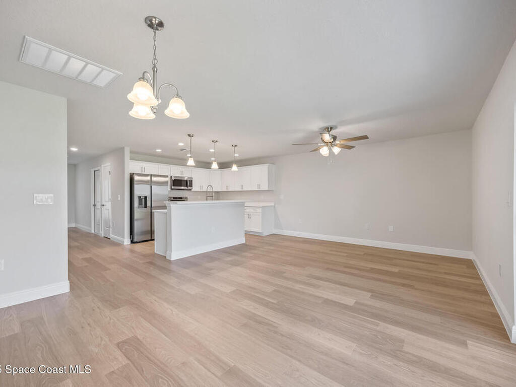 217 Hidden Woods Place, Melbourne, FL 32901