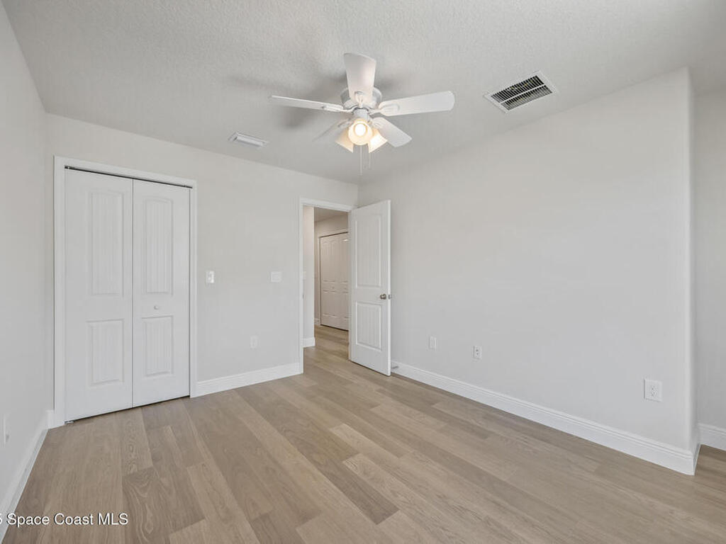 217 Hidden Woods Place, Melbourne, FL 32901