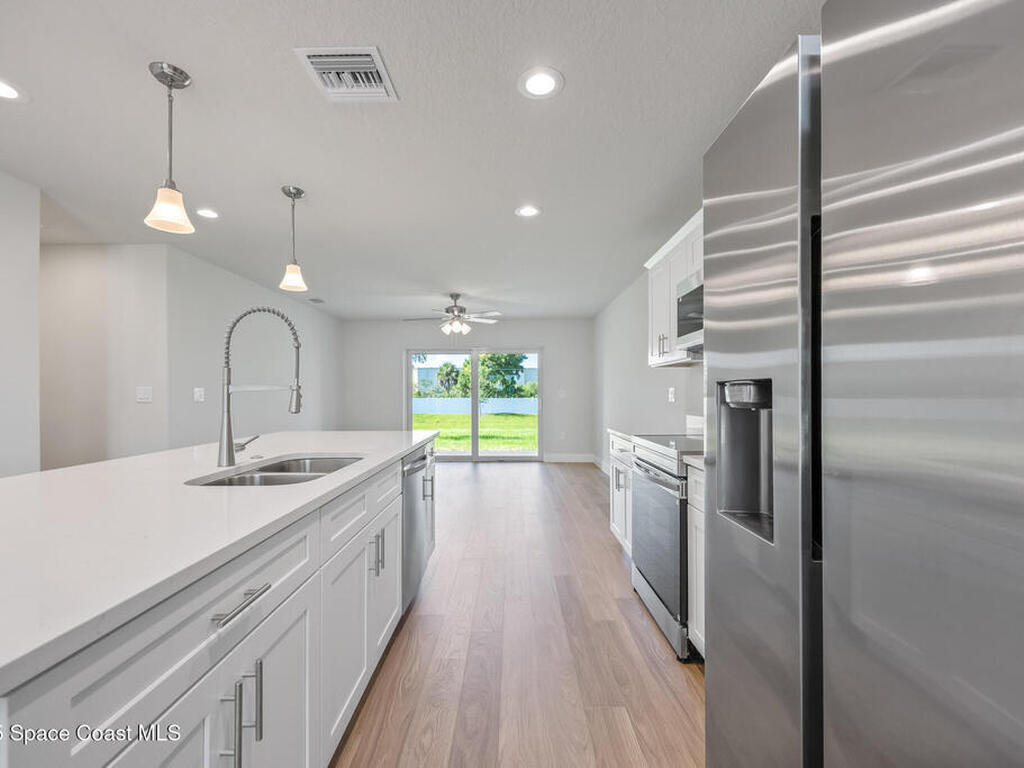 237 Hidden Woods Place, Melbourne, FL 32901