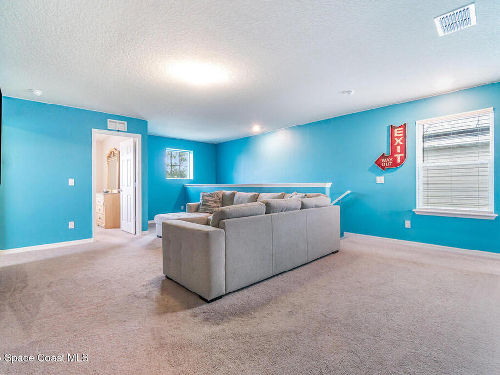 2266 Bluebird Place, St. Cloud, FL 34771