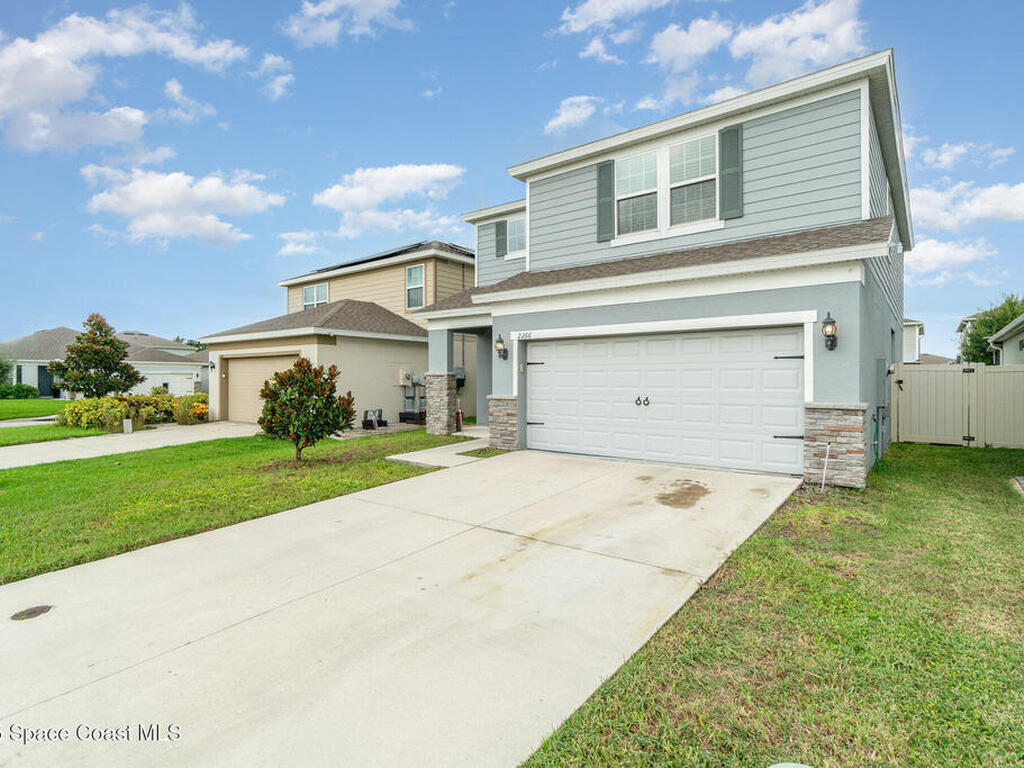 2266 Bluebird Place, St. Cloud, FL 34771