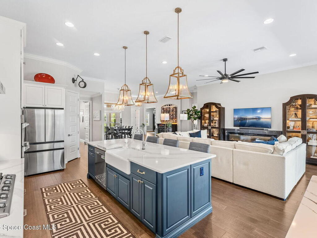 8431 Paragrass Avenue, Viera, FL 32940