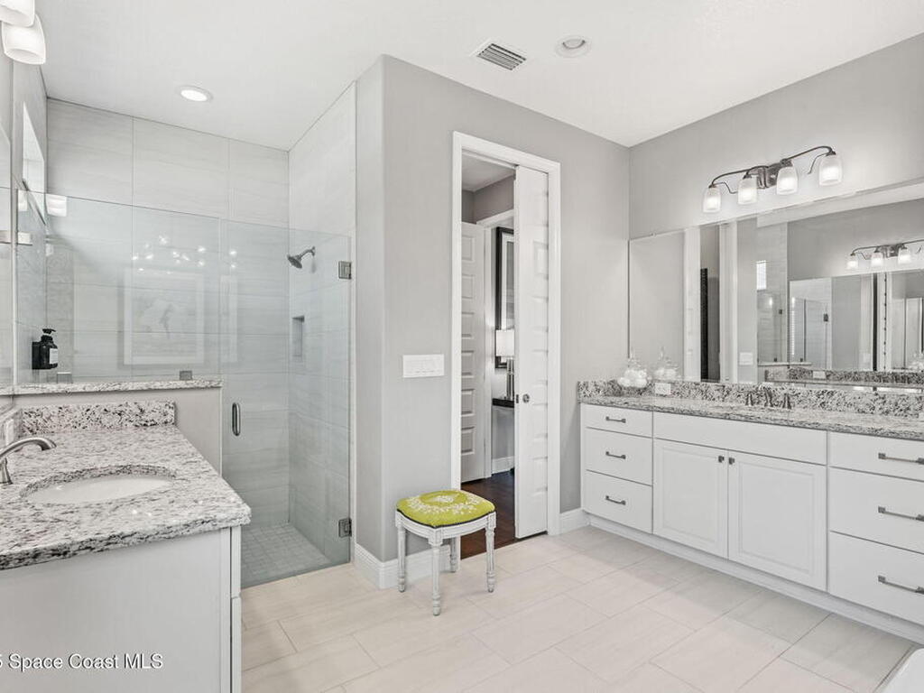 8431 Paragrass Avenue, Viera, FL 32940