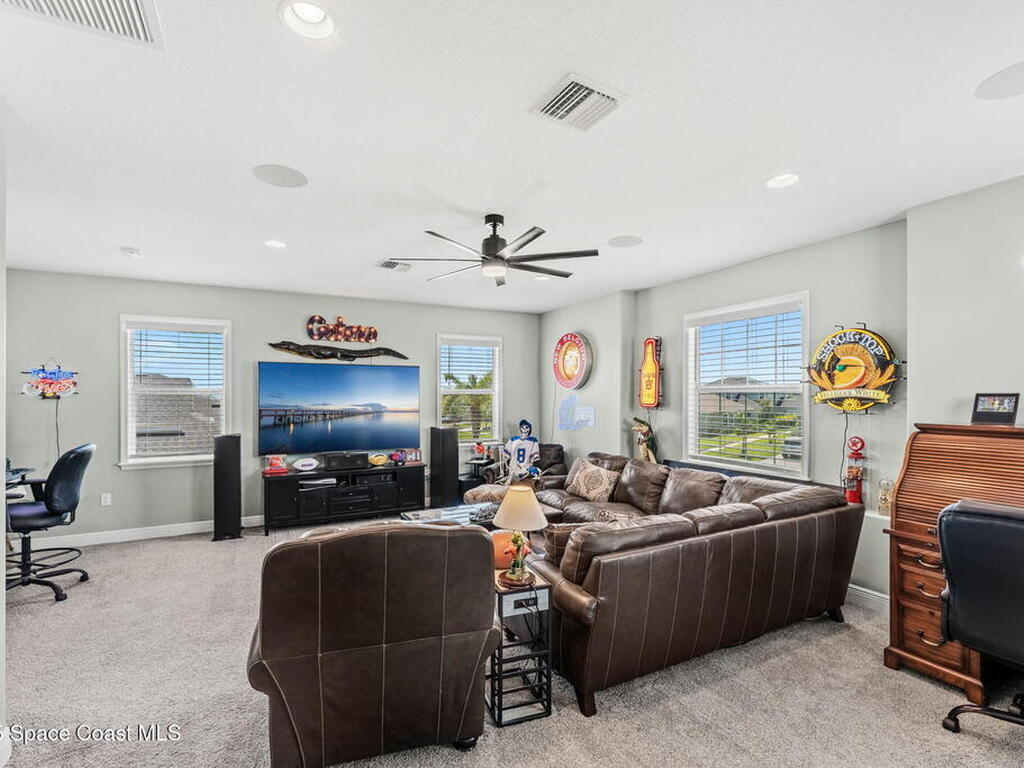 8431 Paragrass Avenue, Viera, FL 32940