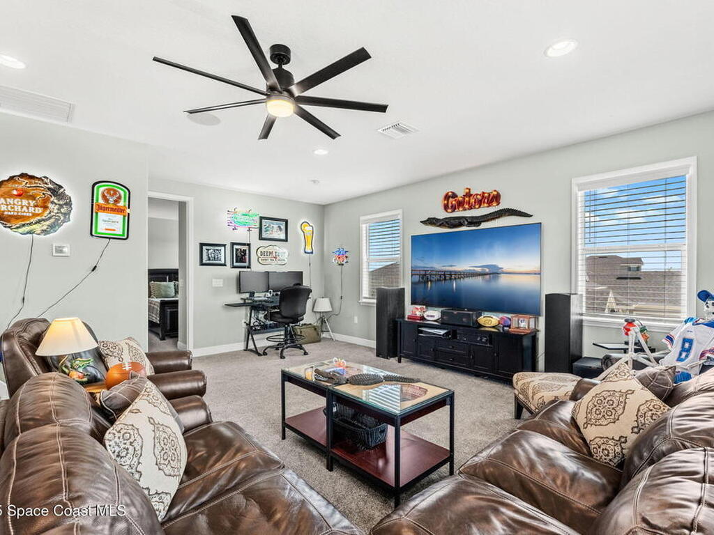 8431 Paragrass Avenue, Viera, FL 32940