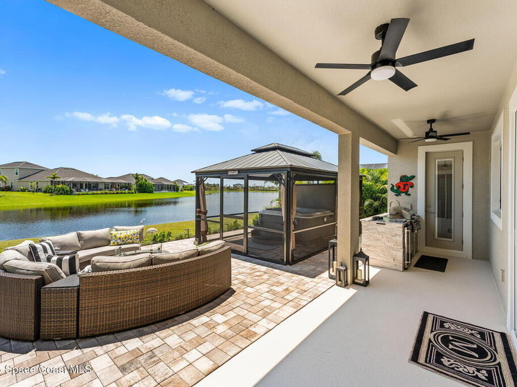 8431 Paragrass Avenue, Viera, FL 32940