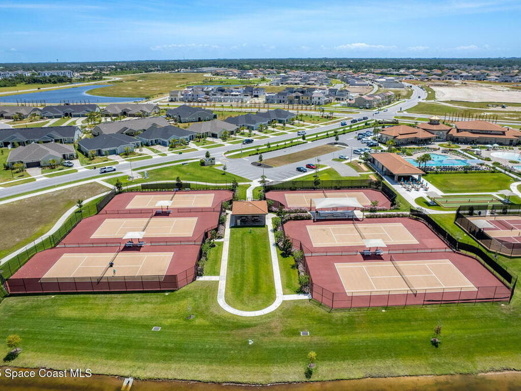 8431 Paragrass Avenue, Viera, FL 32940