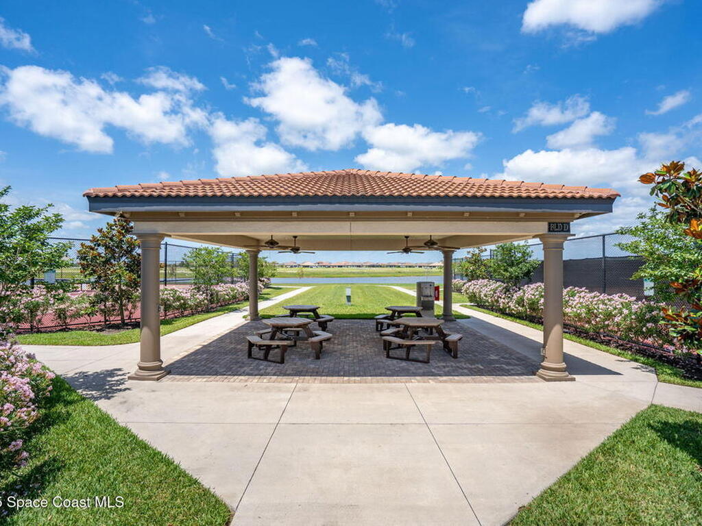 8431 Paragrass Avenue, Viera, FL 32940