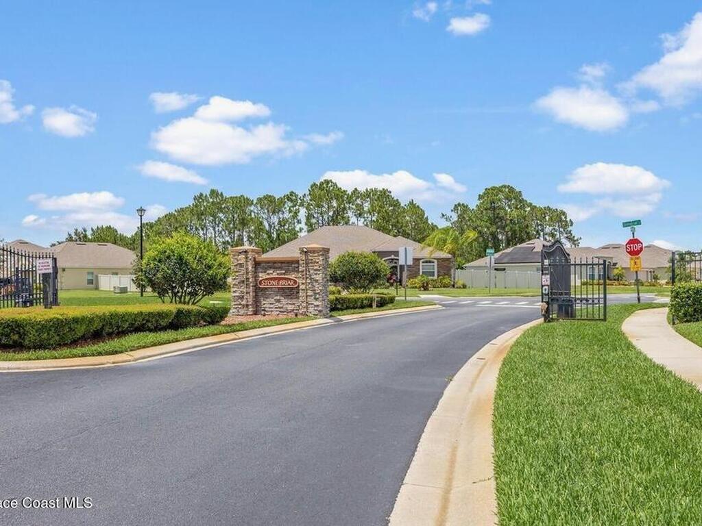 668 Old Country Road, Palm Bay, FL 32909