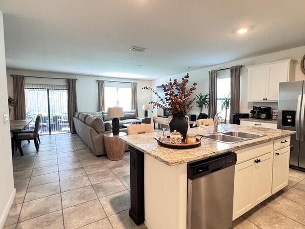 668 Old Country Road, Palm Bay, FL 32909