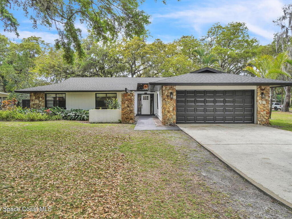 5374 Crooked Oak Circle, St. Cloud, FL 34771