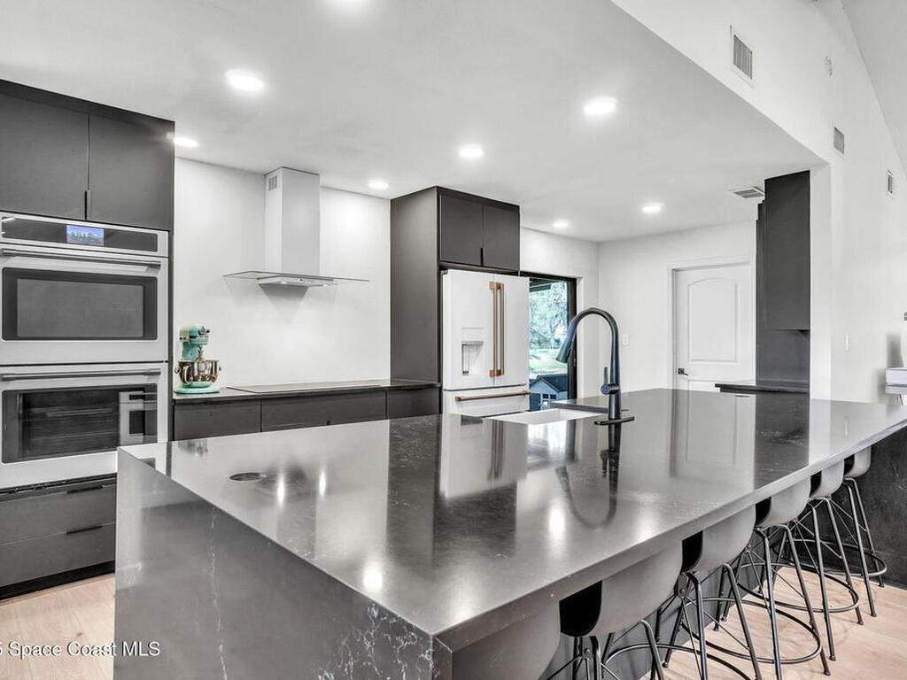 5374 Crooked Oak Circle, St. Cloud, FL 34771