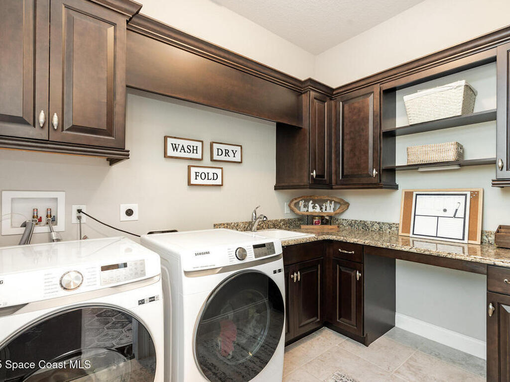 3052 Bellwind Circle, Rockledge, FL 32955