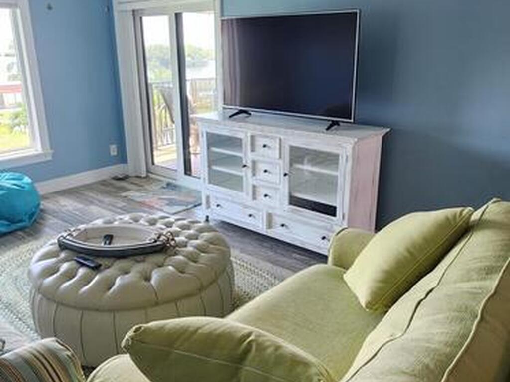 720 S Brevard Avenue, Cocoa Beach, FL 32931