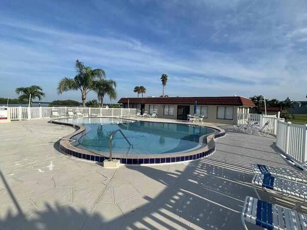 720 S Brevard Avenue, Cocoa Beach, FL 32931