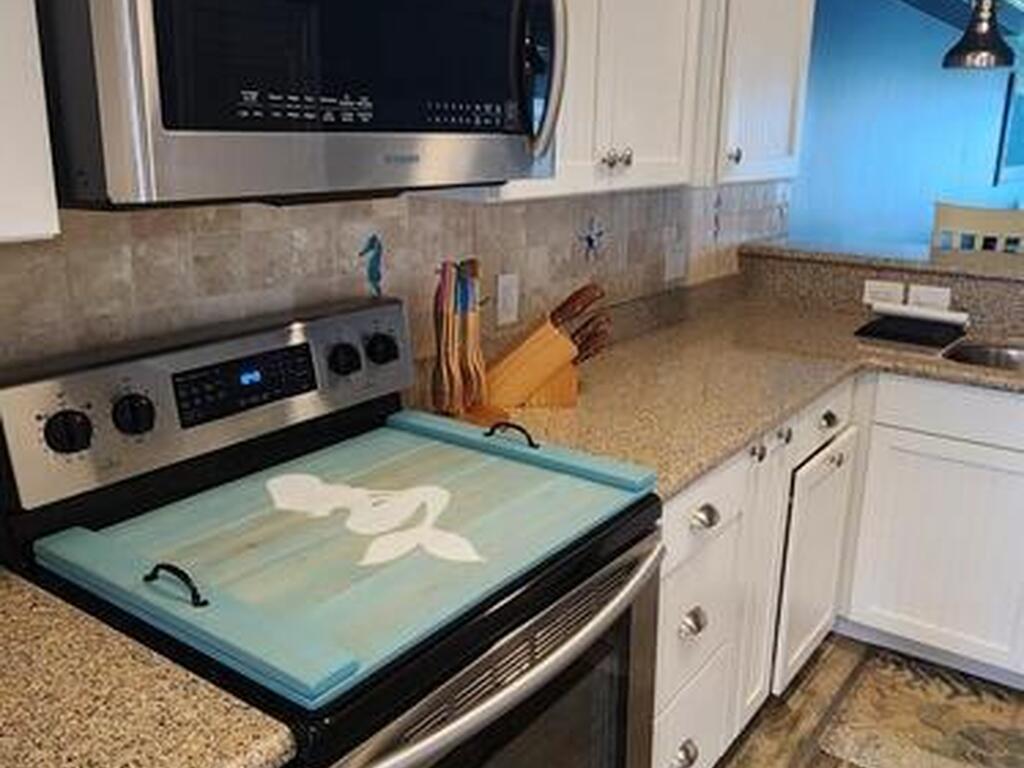 720 S Brevard Avenue, Cocoa Beach, FL 32931