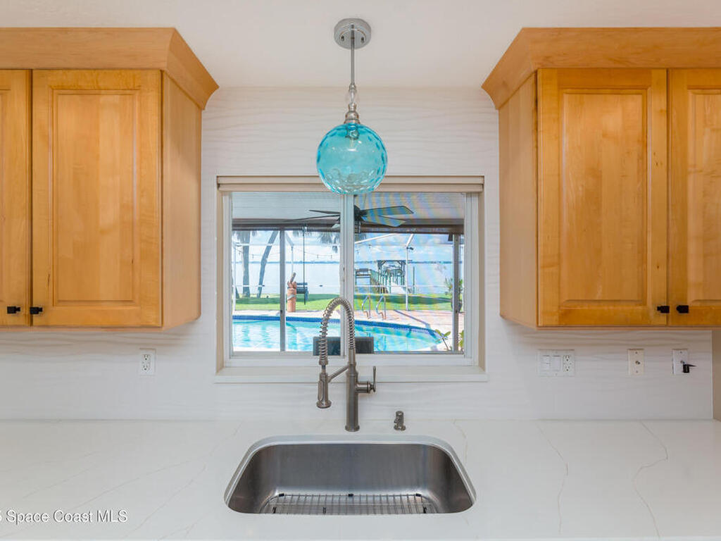 2016 S River Road, Melbourne Beach, FL 32951