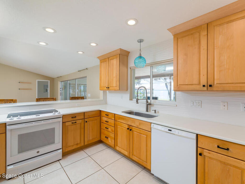 2016 S River Road, Melbourne Beach, FL 32951