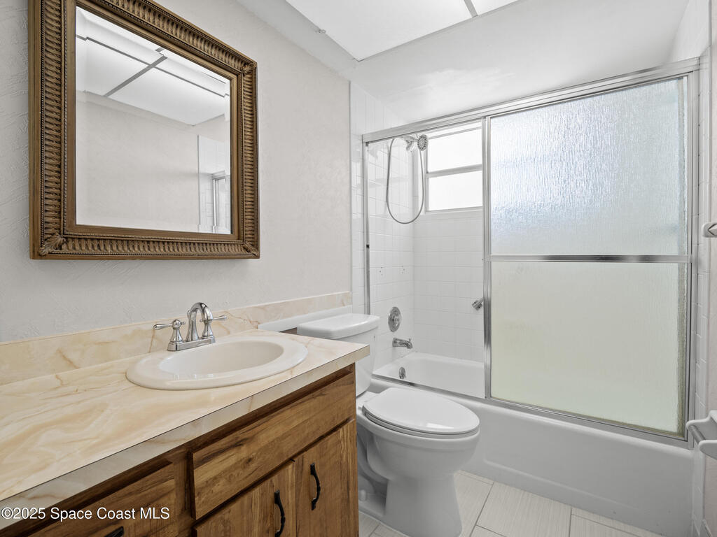 725 Port Malabar Boulevard, Palm Bay, FL 32905