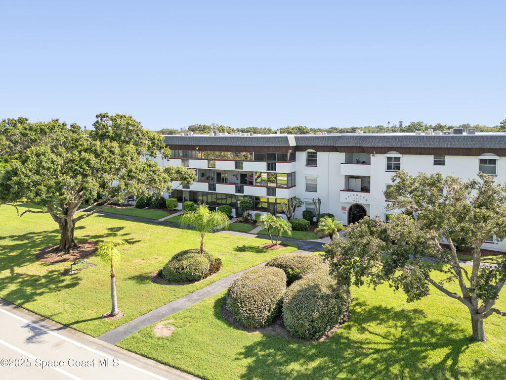 725 Port Malabar Boulevard, Palm Bay, FL 32905