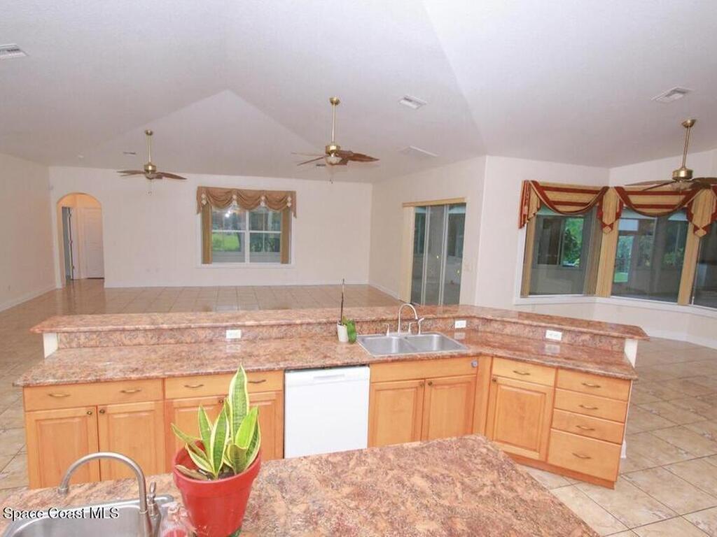 1857 Timbers West Boulevard, Rockledge, FL 32955