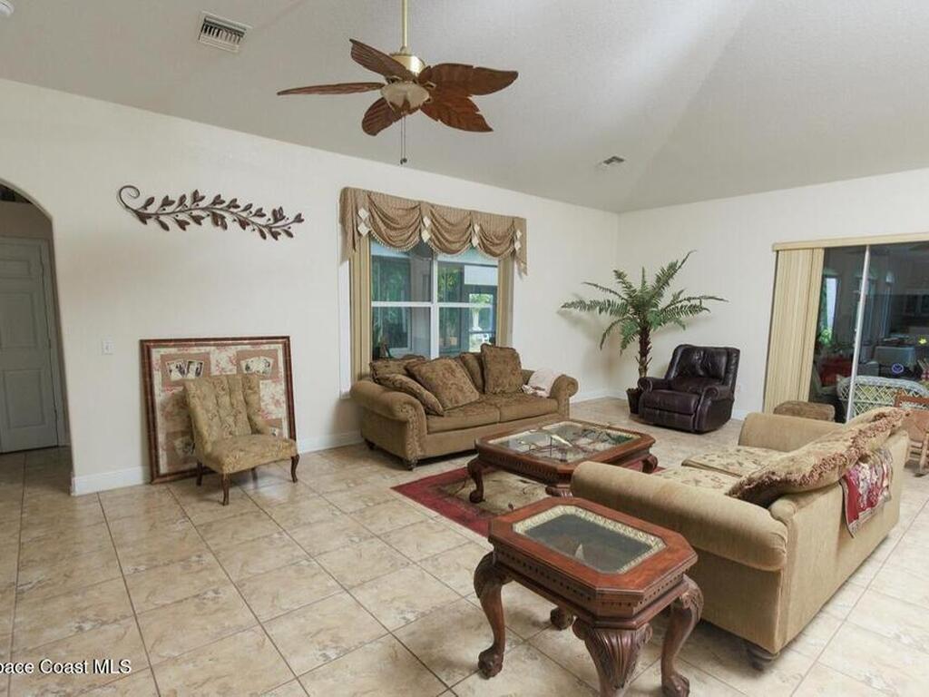 1857 Timbers West Boulevard, Rockledge, FL 32955