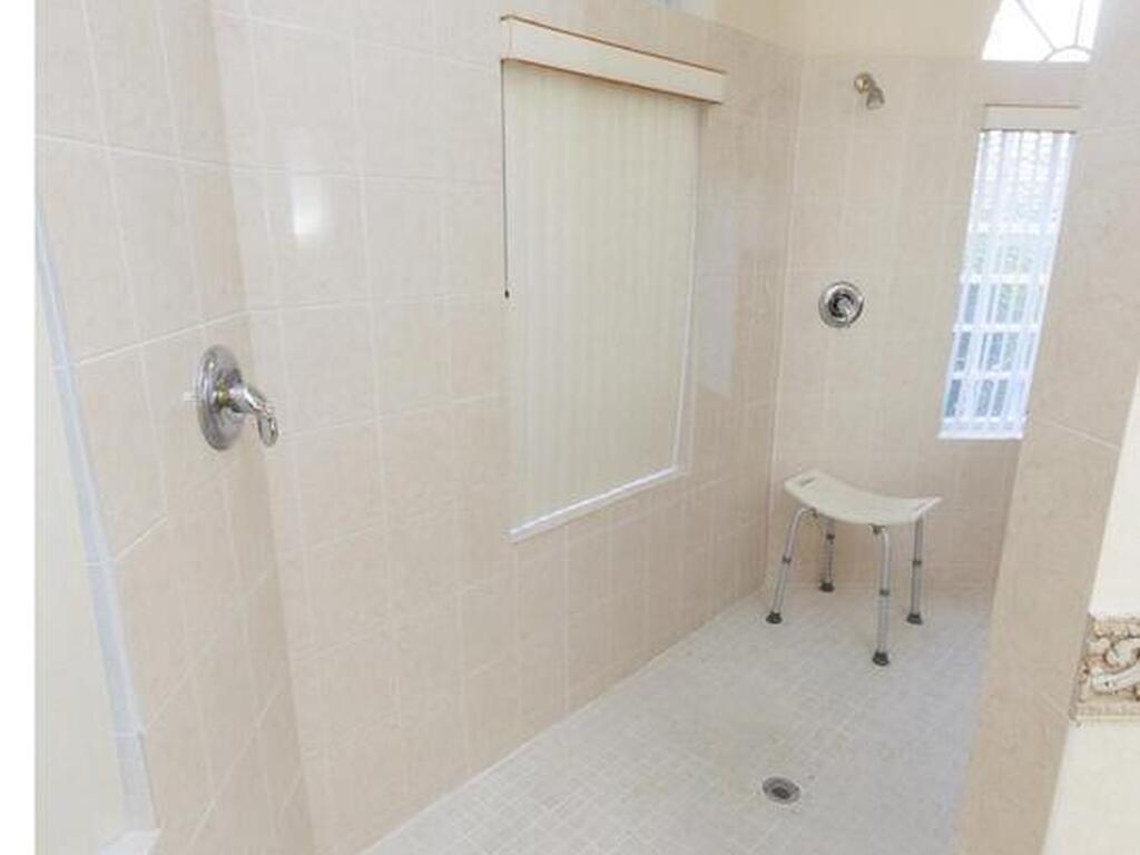 1857 Timbers West Boulevard, Rockledge, FL 32955