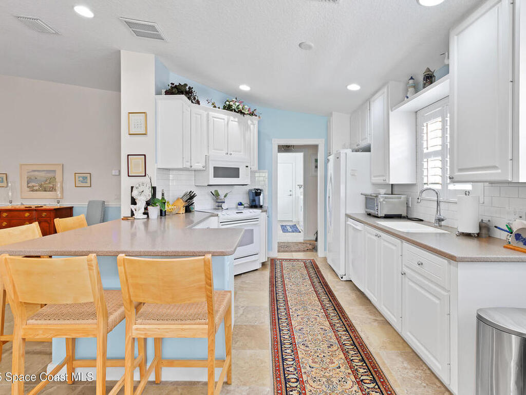 4944 Corsica Square, Vero Beach, FL 32967