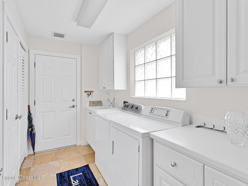 4944 Corsica Square, Vero Beach, FL 32967