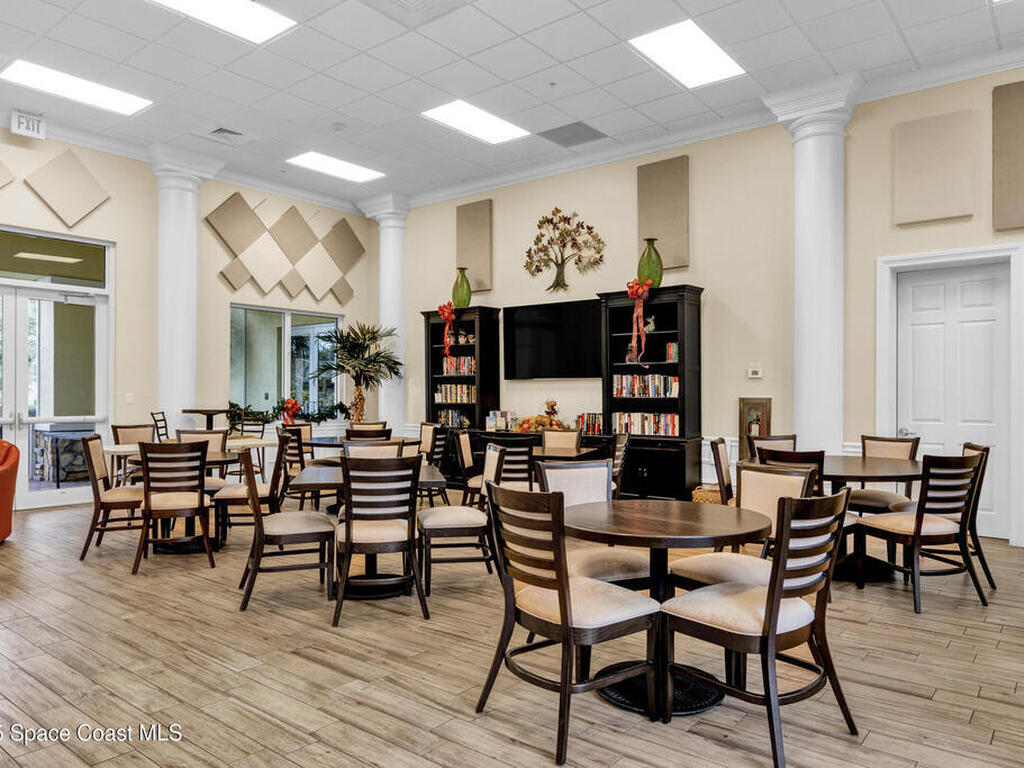 4944 Corsica Square, Vero Beach, FL 32967