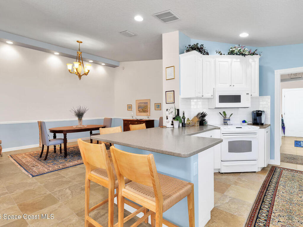 4944 Corsica Square, Vero Beach, FL 32967