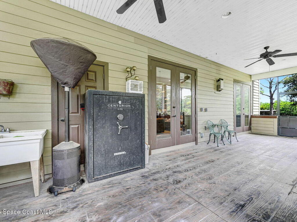 4495 Sand Point Road, Grant, FL 32949