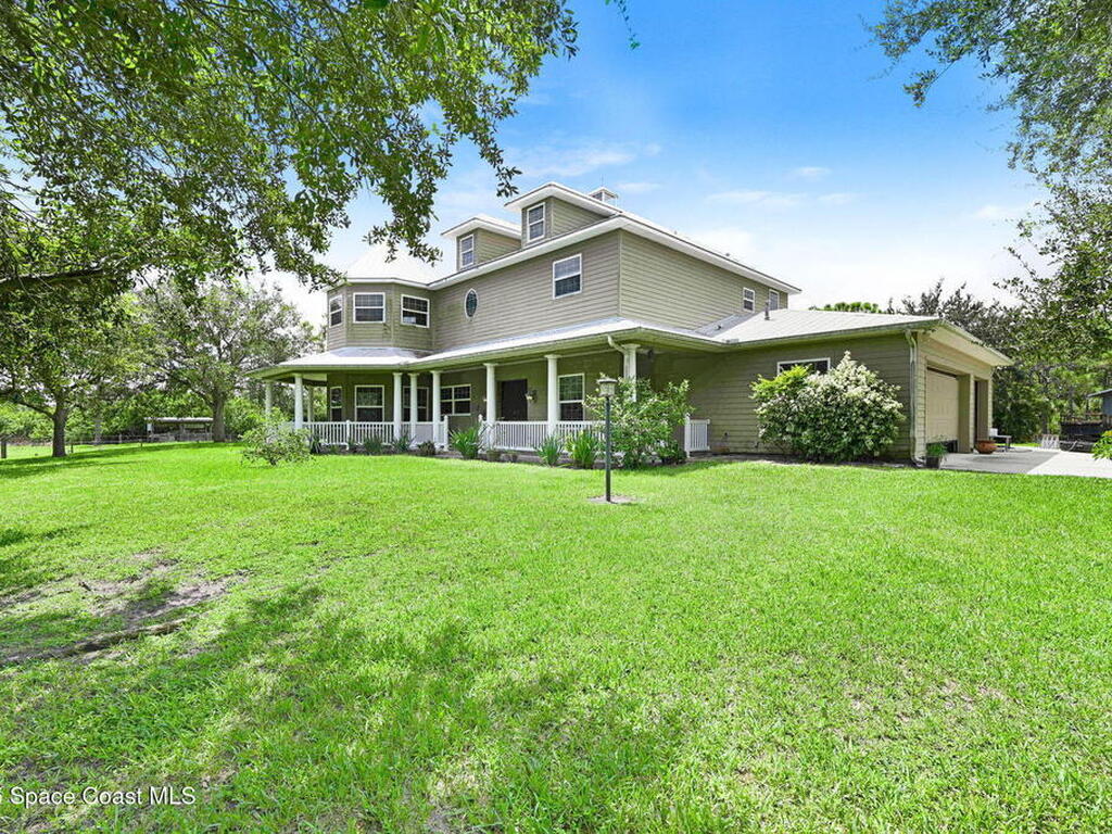 4495 Sand Point Road, Grant, FL 32949