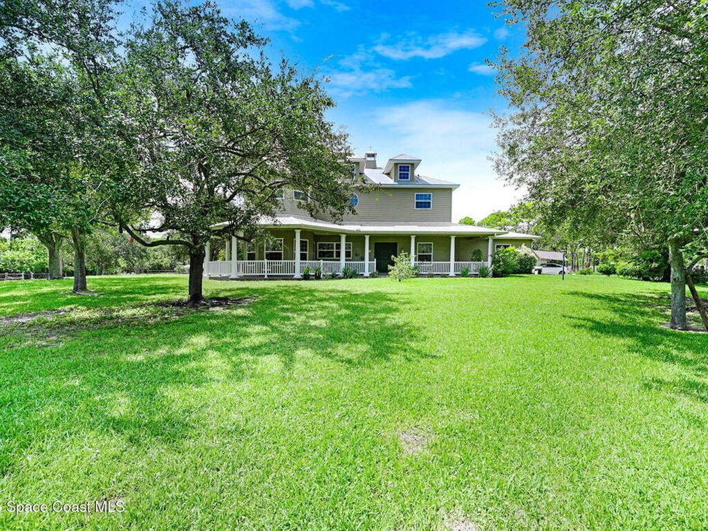 4495 Sand Point Road, Grant, FL 32949