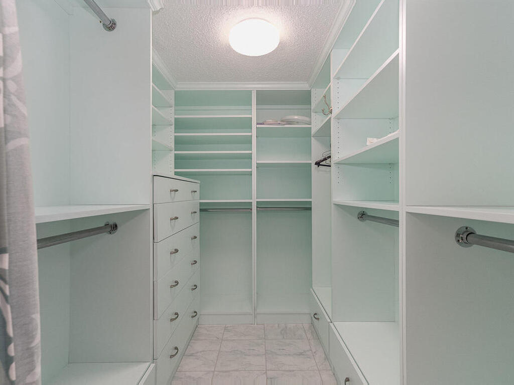 2001 S Banana River Boulevard, Cocoa Beach, FL 32931