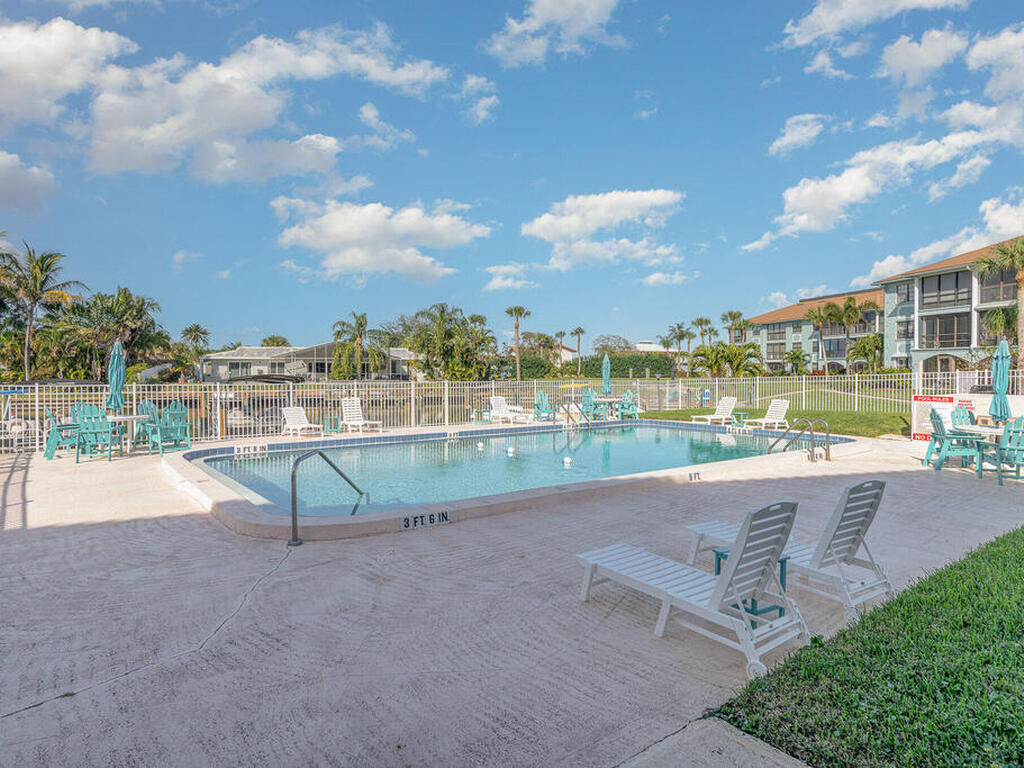 2001 S Banana River Boulevard, Cocoa Beach, FL 32931