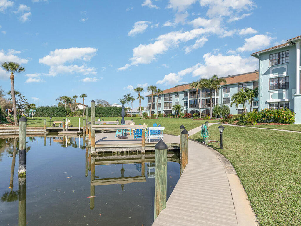 2001 S Banana River Boulevard, Cocoa Beach, FL 32931