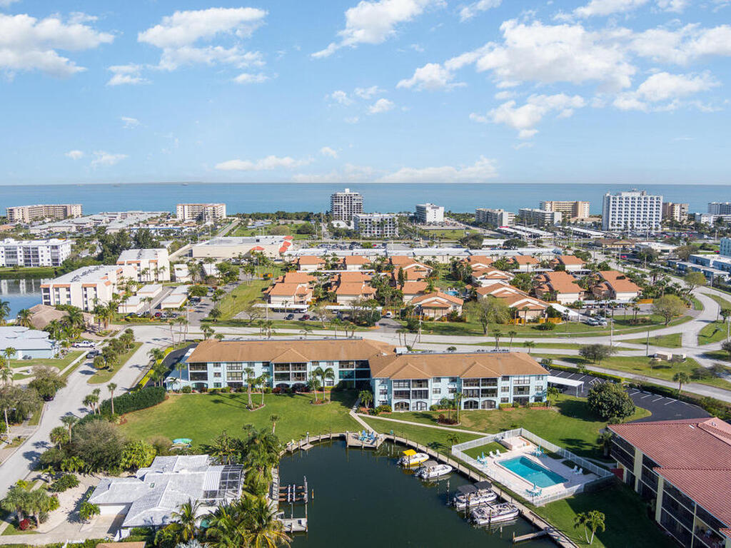 2001 S Banana River Boulevard, Cocoa Beach, FL 32931