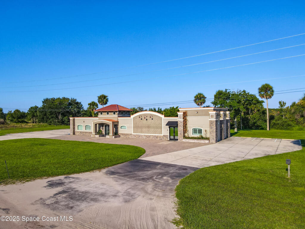 4850 Holopaw Road, St. Cloud, FL 34773