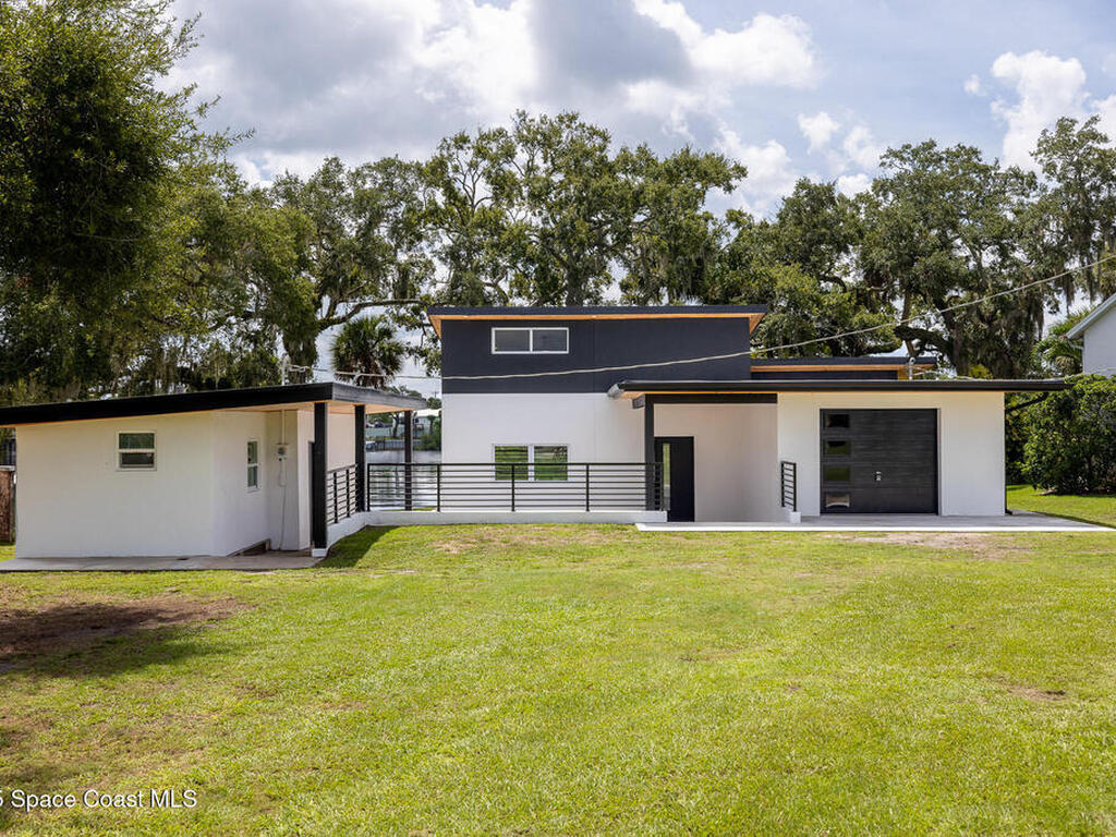 877 Sunset Drive, Melbourne, FL 32935