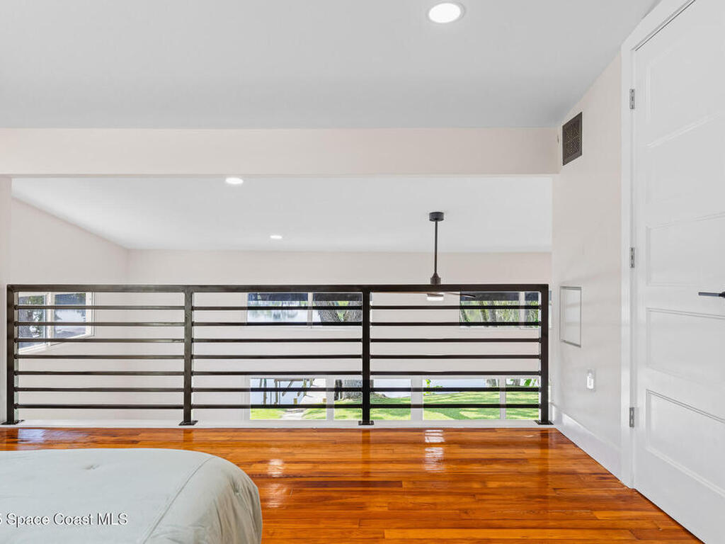 877 Sunset Drive, Melbourne, FL 32935