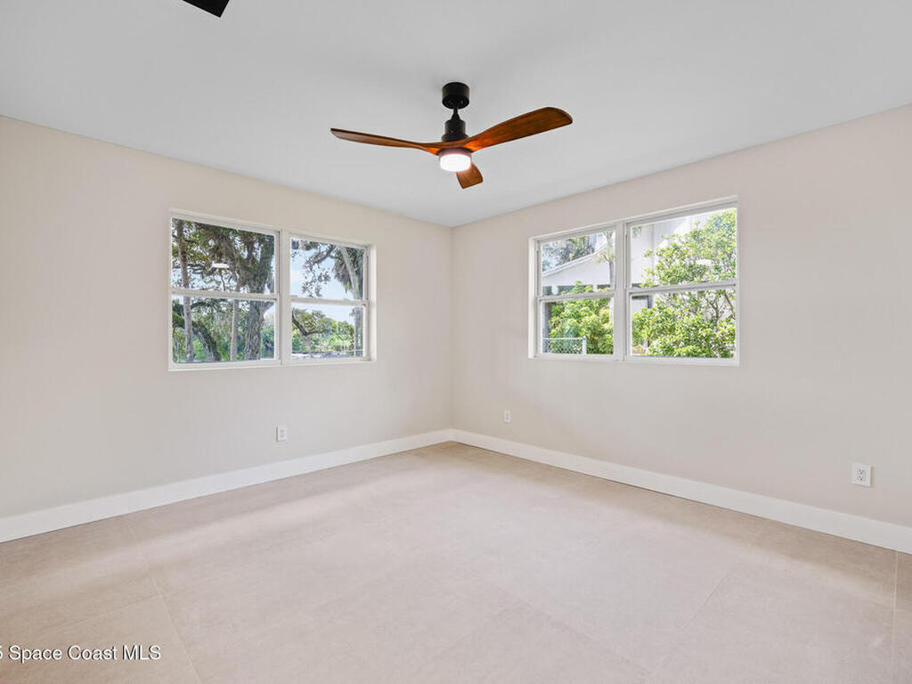 877 Sunset Drive, Melbourne, FL 32935