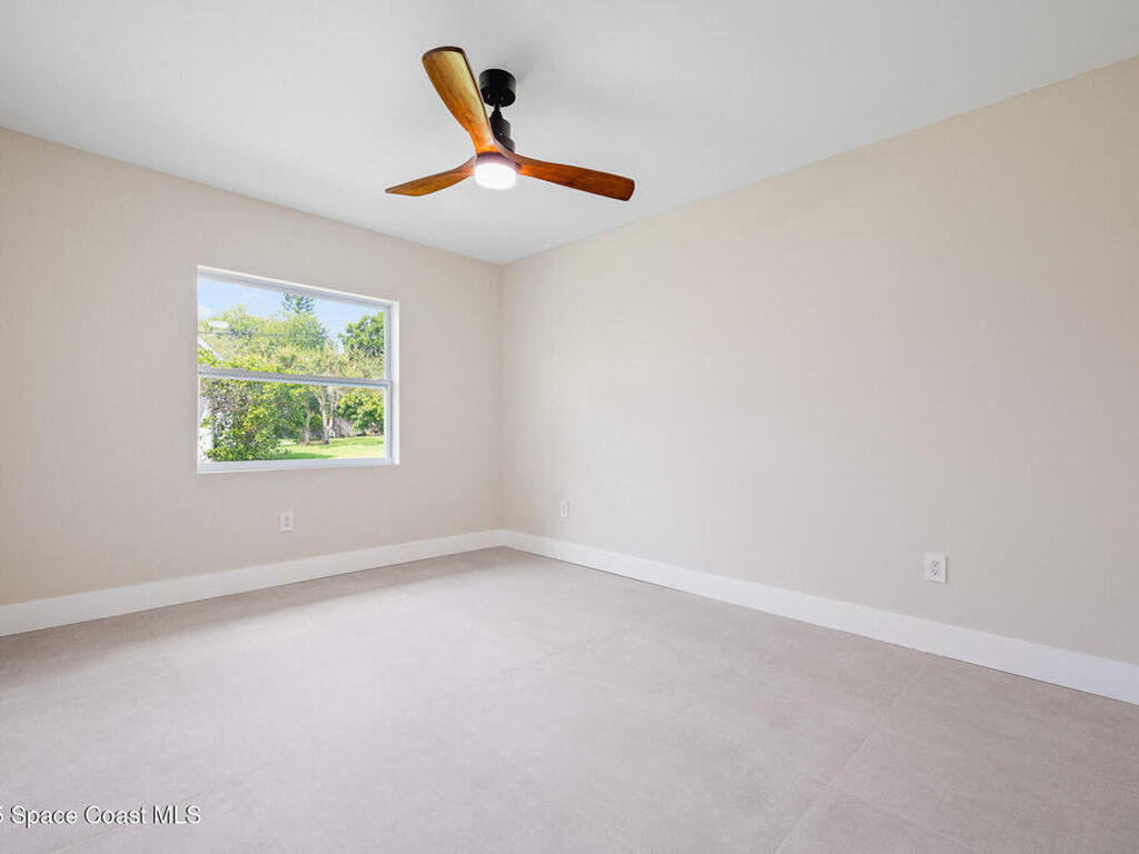 877 Sunset Drive, Melbourne, FL 32935