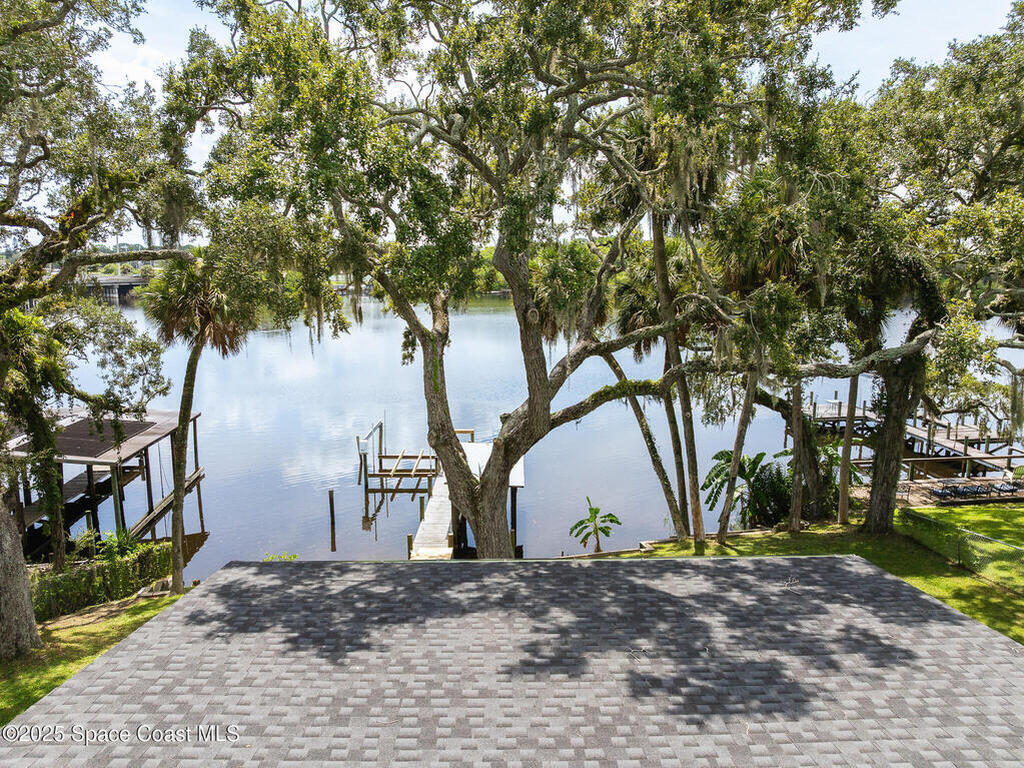 877 Sunset Drive, Melbourne, FL 32935