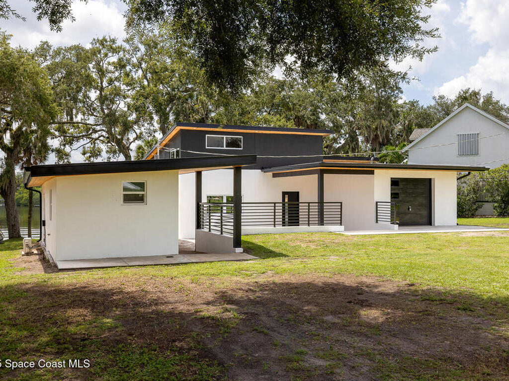 877 Sunset Drive, Melbourne, FL 32935