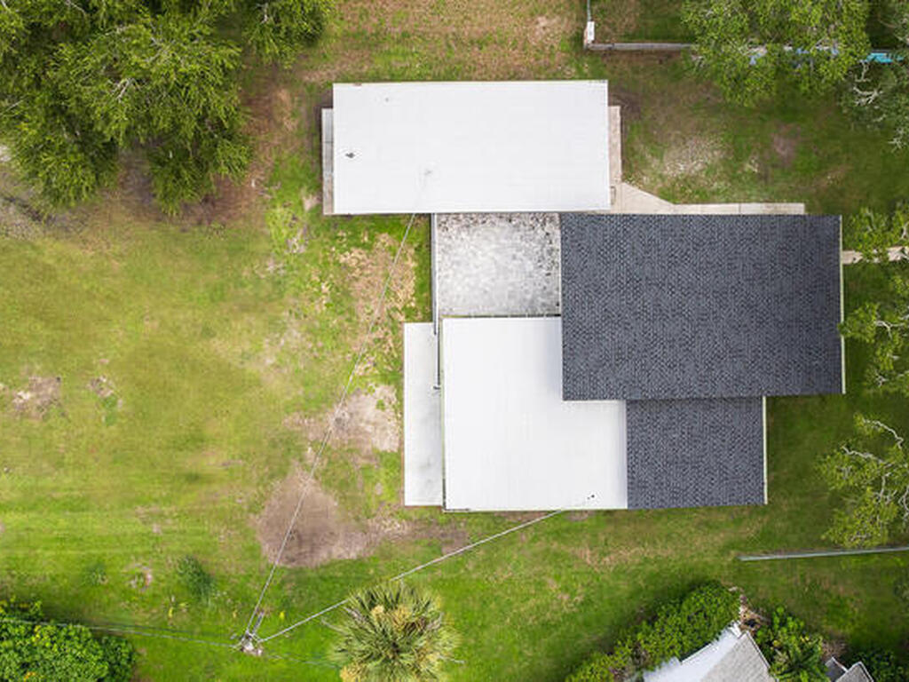 877 Sunset Drive, Melbourne, FL 32935