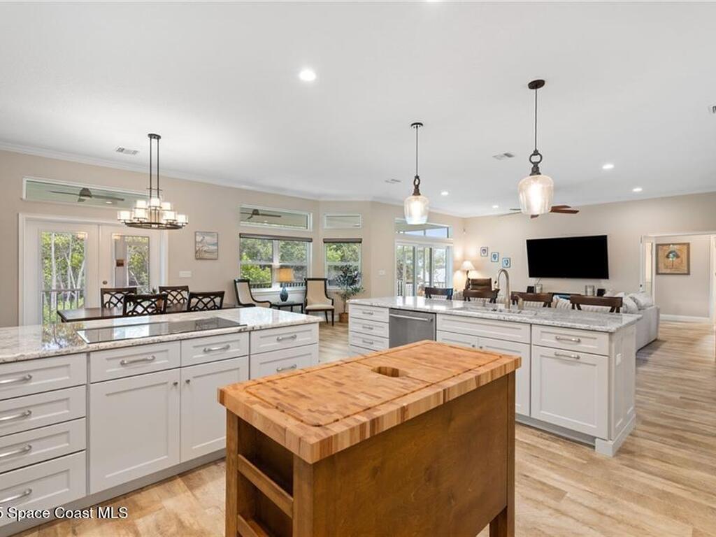 395 Live Oak Drive, Vero Beach, FL 32963