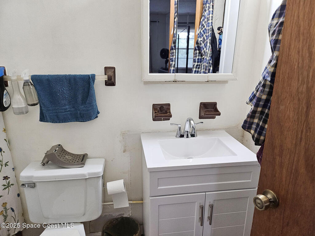 1250 Cheney Highway, Titusville, FL 32780